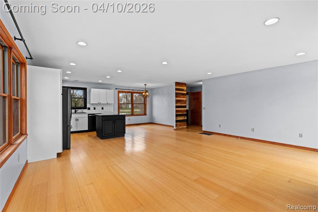 6490 E Coldwater Road, Flint, MI 48506 — Photo 14