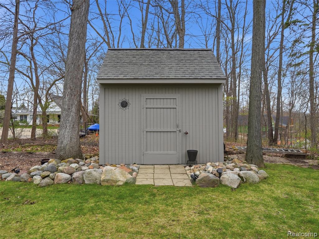 4965 Grover Drive, Brighton, MI 48116 — Photo 53