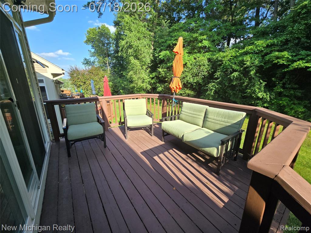 8165 Timber Trail, White Lake, MI — Photo 29