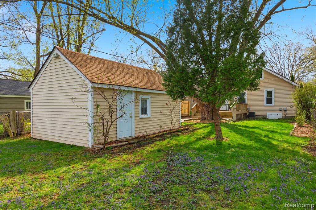 630 Stratford Road, Ferndale, MI 48220 — Photo 19