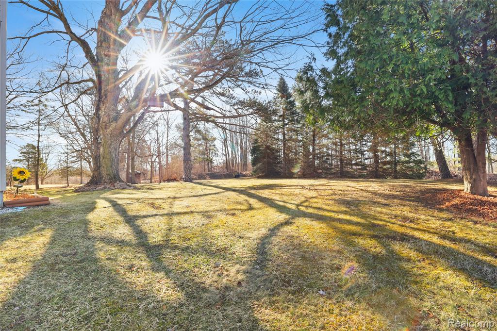 7163 Burpee Road, Grand Blanc, MI 48439 — Photo 38