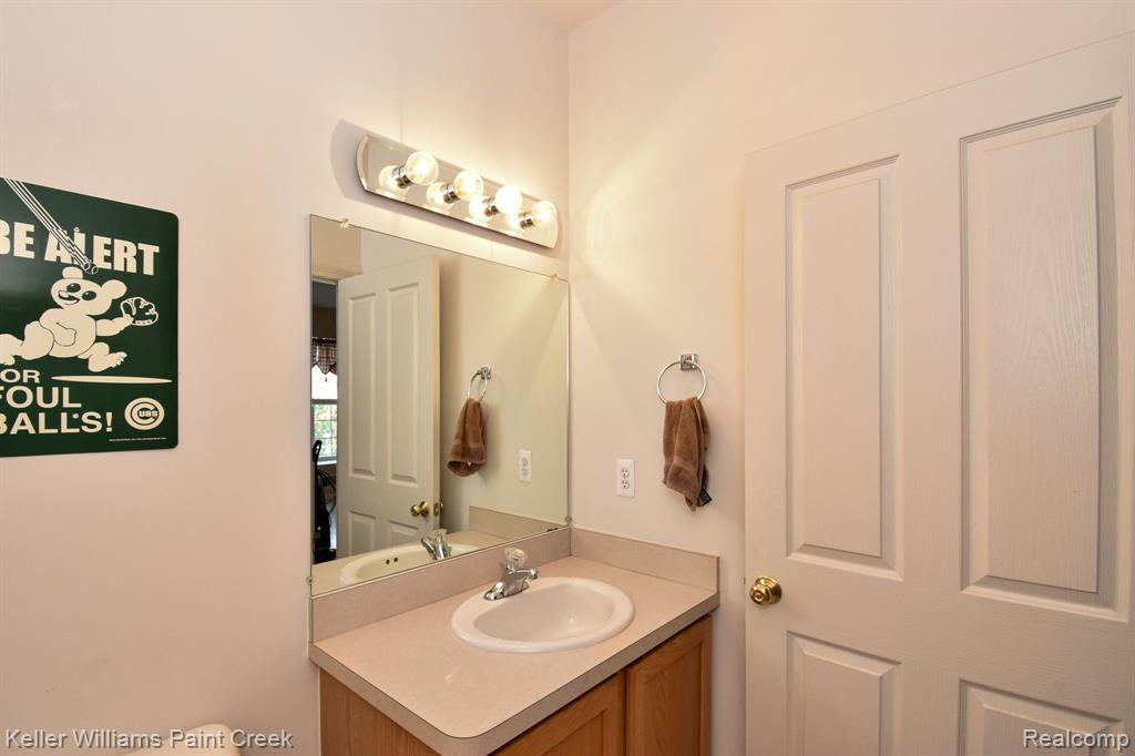 25467 SAINT JAMES, Southfield, MI 48075 — Photo 19