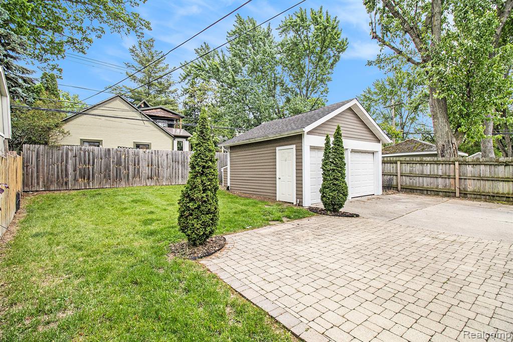 606 Hilldale Drive, Royal Oak, MI 48067 — Photo 33
