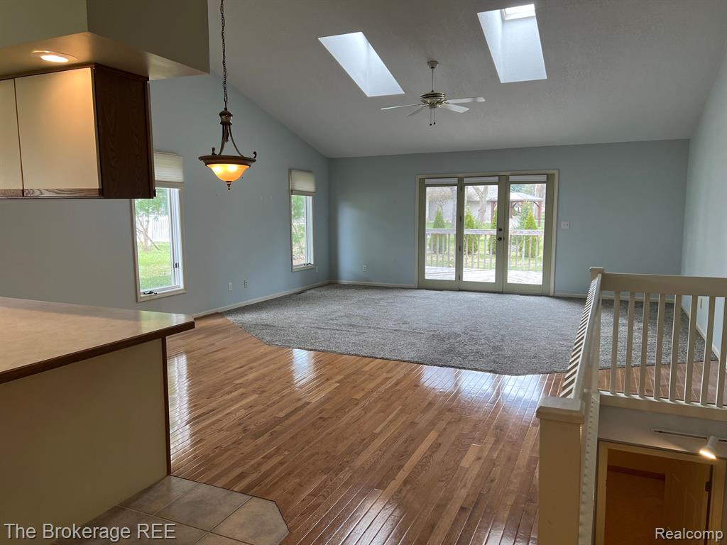 6112 NORMANDY Drive, Saginaw, MI 48638 — Photo 3