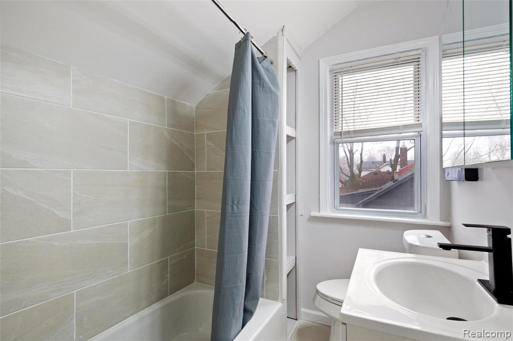1387 University Avenue, Lincoln Park, MI 48146 — Photo 29