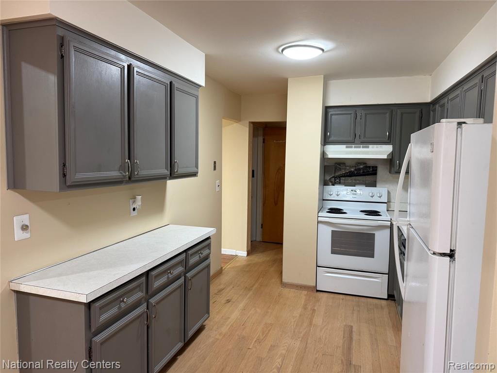41846 Langley Drive, Sterling Heights, MI 48313 — Photo 6