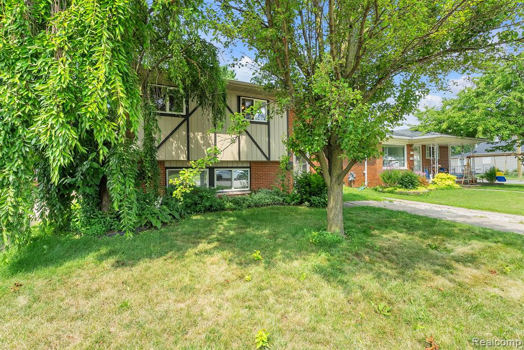 4408 Campbell Street, Dearborn Heights, MI 48125 — Photo 12