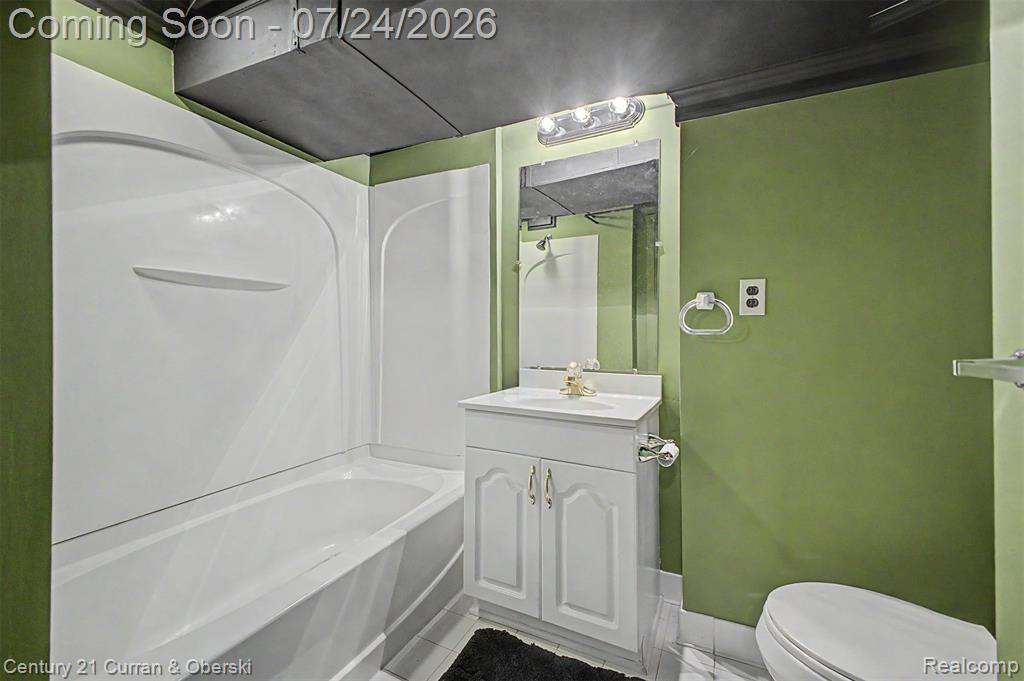 2660 Thomas Avenue, Berkley, MI 48072 — Photo 45