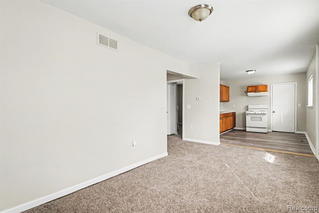 40 W Strathmore Avenue, Pontiac, MI 48340 — Photo 4