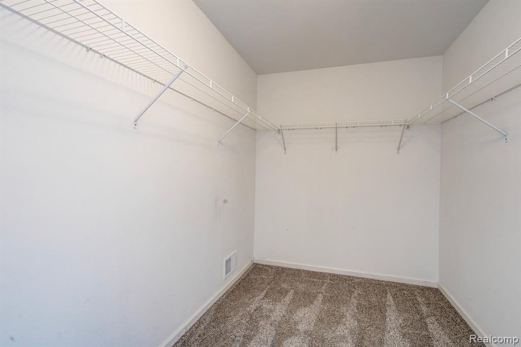41211 N MAPLEWOOD Drive, Canton, MI 48187 — Photo 36