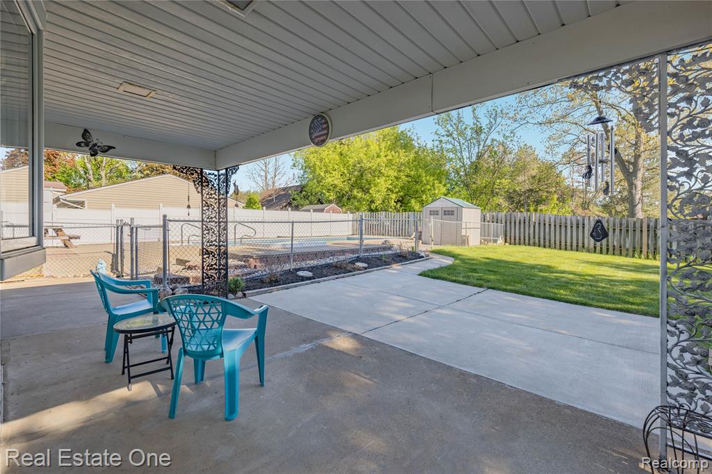 1825 Luneta, Commerce Twp, MI 48382 — Photo 37