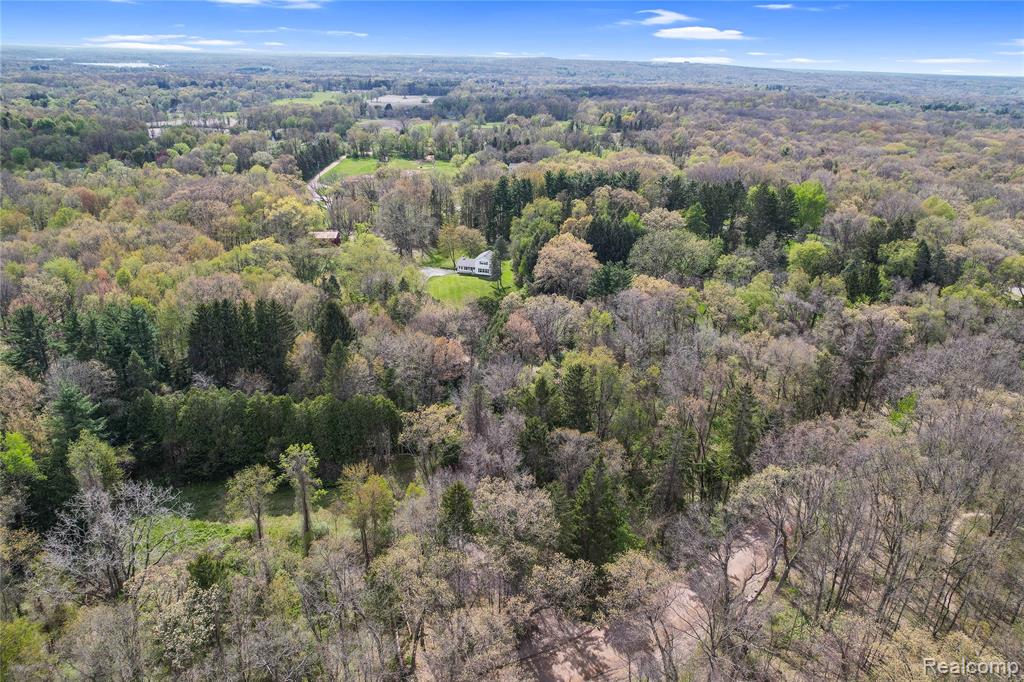 2300 Old Plank Road, Milford, MI 48381 — Photo 31