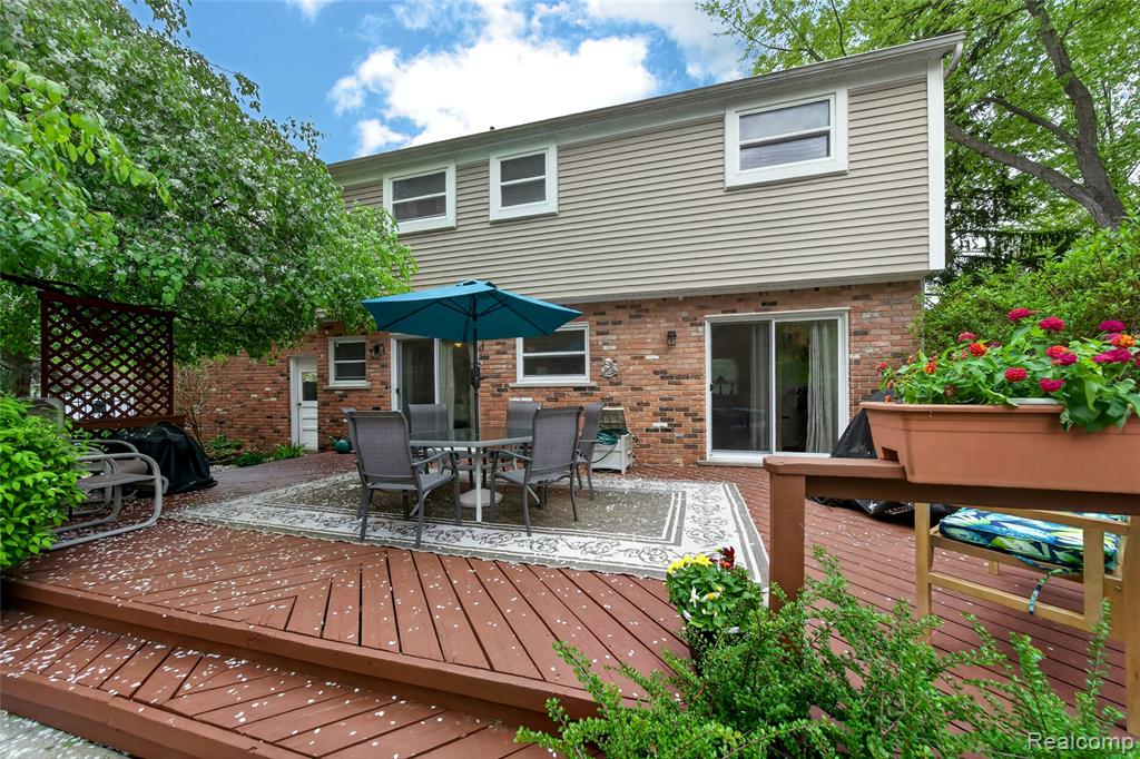 3560 Beach Road, Troy, MI 48084 — Photo 29