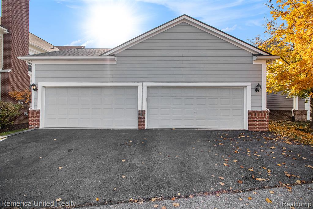 619 McKinley Circle, Canton, MI 48188 — Photo 6