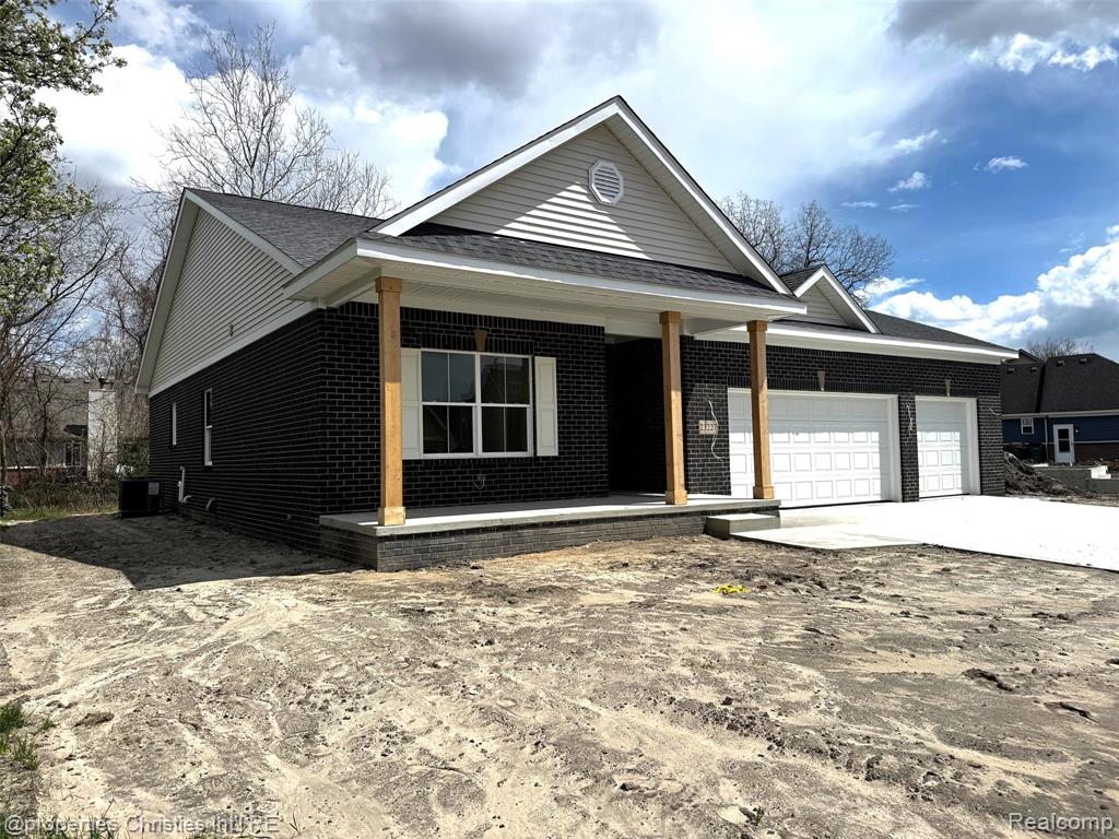 23227 Waterview Drive, New Boston, MI 48164 — Photo 2