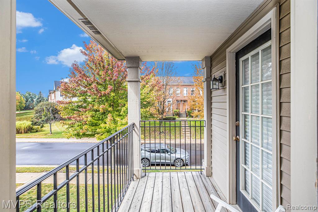 42640 Park Cresent Drive, Sterling Heights, MI 48313 — Photo 24