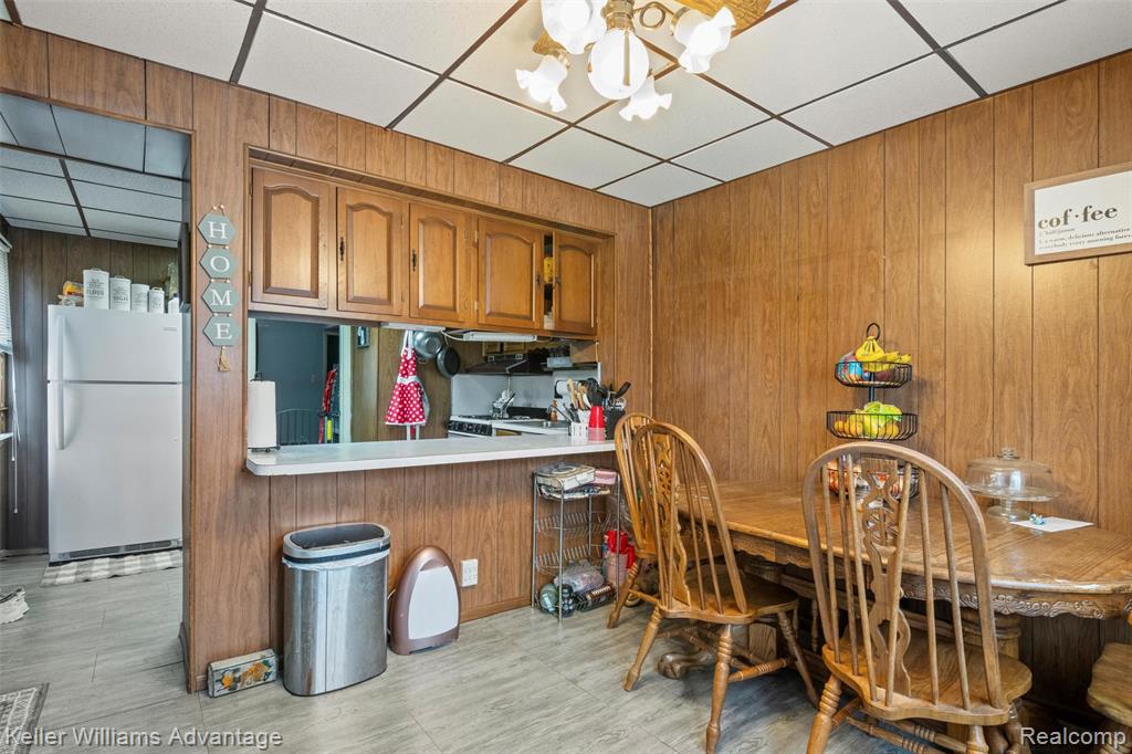 2085 Thomas Street, Lincoln Park, MI 48146 — Photo 18