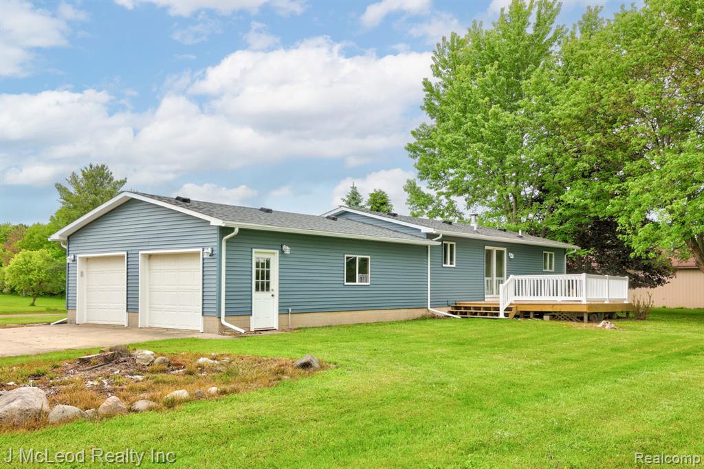 12146 Crawford Road, Otisville, MI 48463 — Photo 31