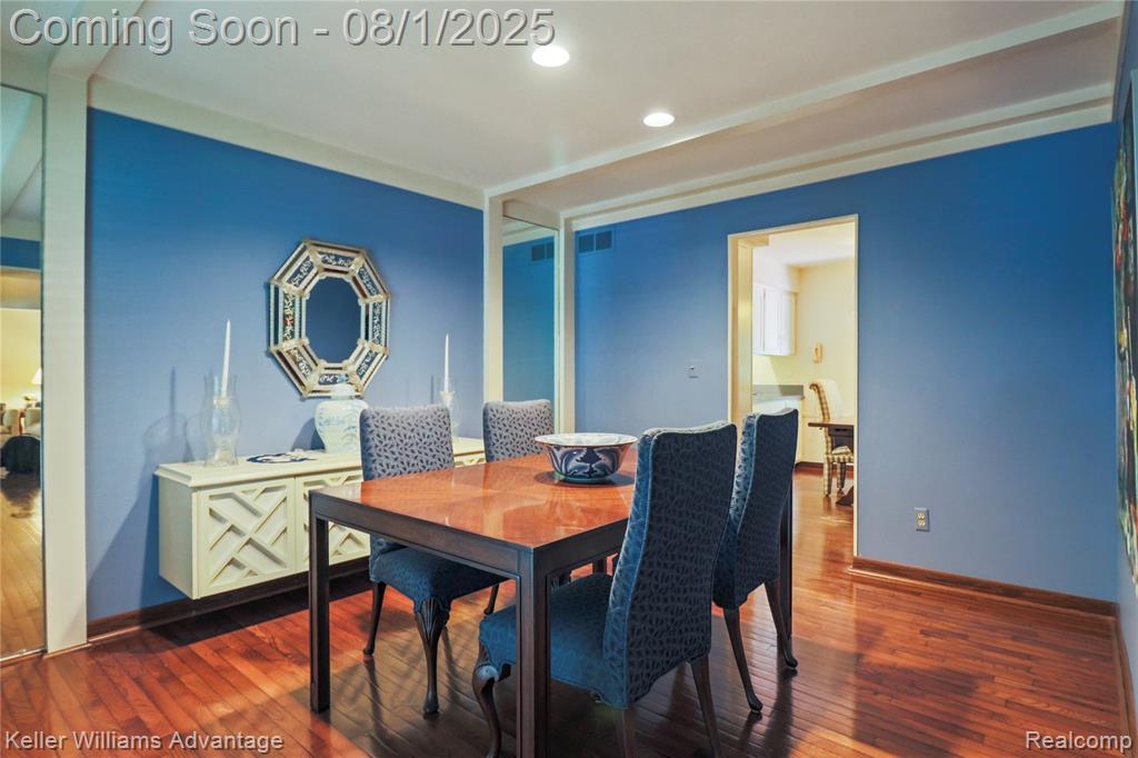 5349 Greenbriar Drive, West Bloomfield, MI 48323 — Photo 25