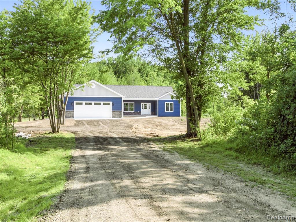 9711 CRAWFORD, Columbus, MI — Photo 35