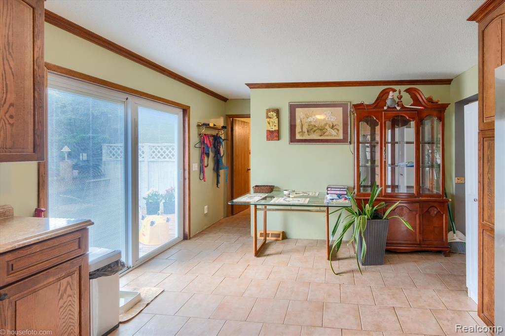 6570 Hunters Creek Road, Imlay City, MI 48444 — Photo 14