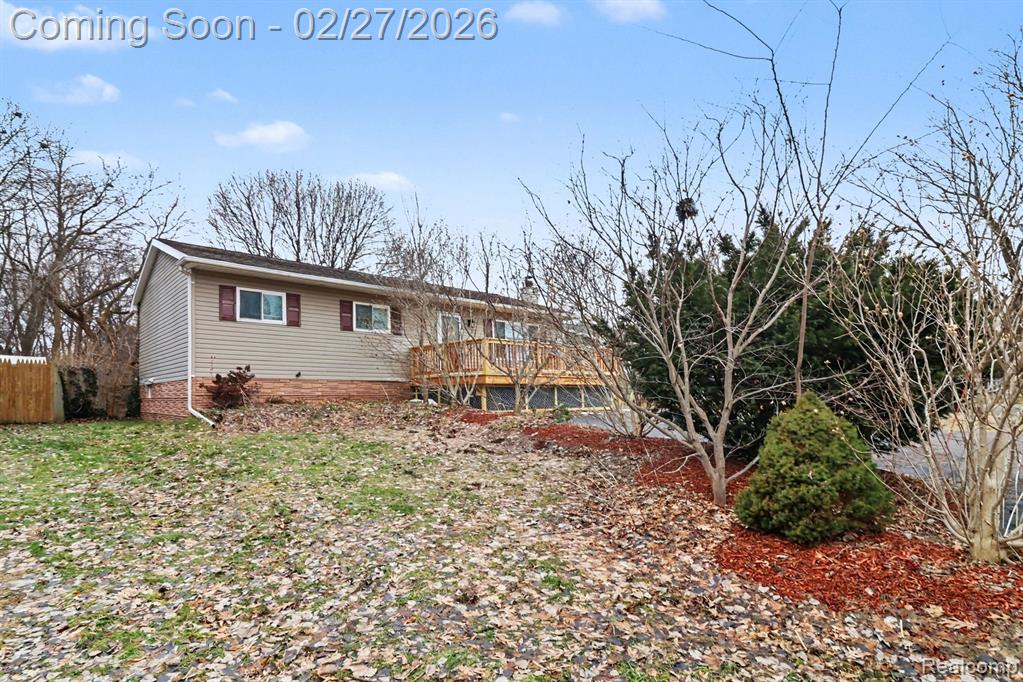 845 Crescent Lake Road, Waterford, MI 48327 — Photo 3