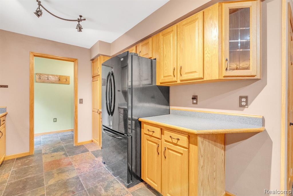 6917 CHASE LAKE Road, Fowlerville, MI 48836 — Photo 18
