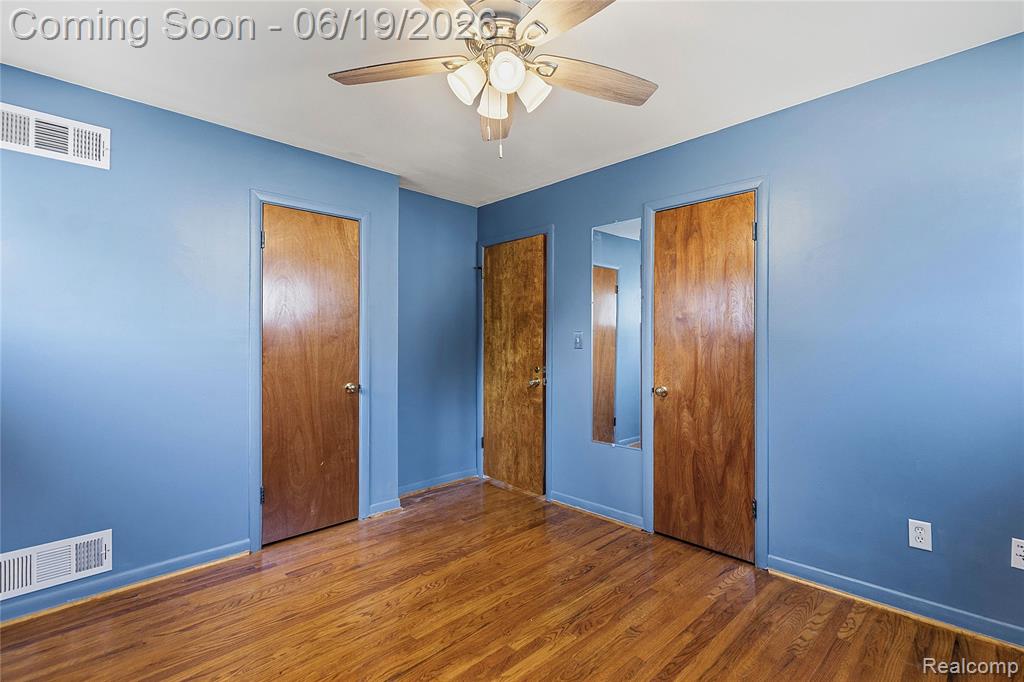 7228 Sterling Street, Center Line, MI 48015 — Photo 11