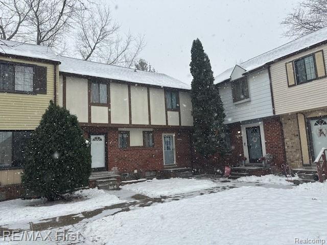 8524 HICKORY Drive, Sterling Heights, MI 48312 — front exterior