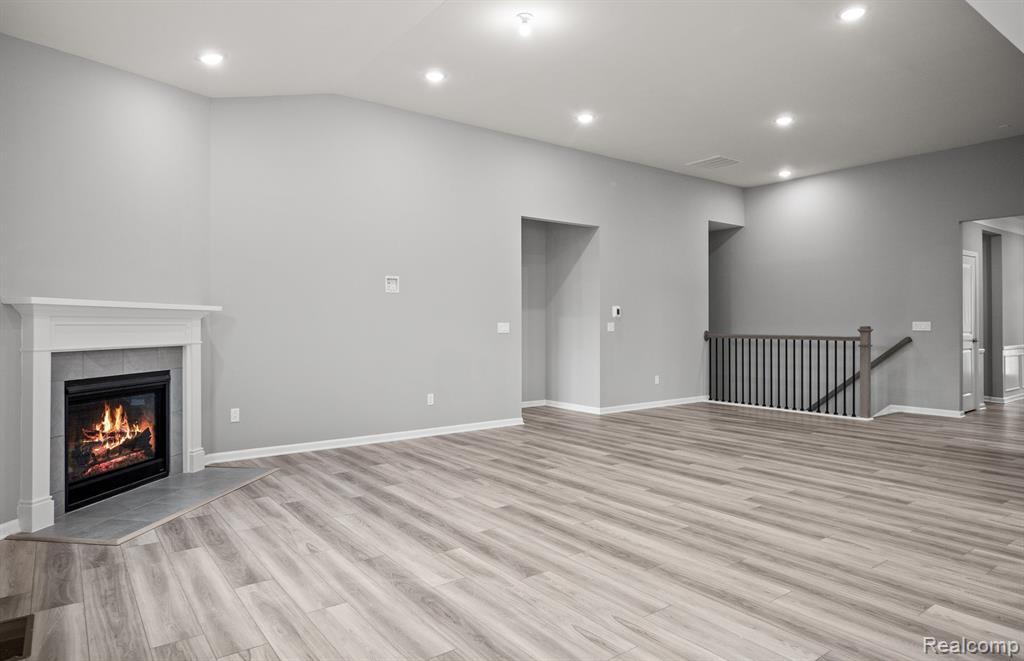 55638 OAK POINTE Drive, Utica, MI 48315 — Photo 6