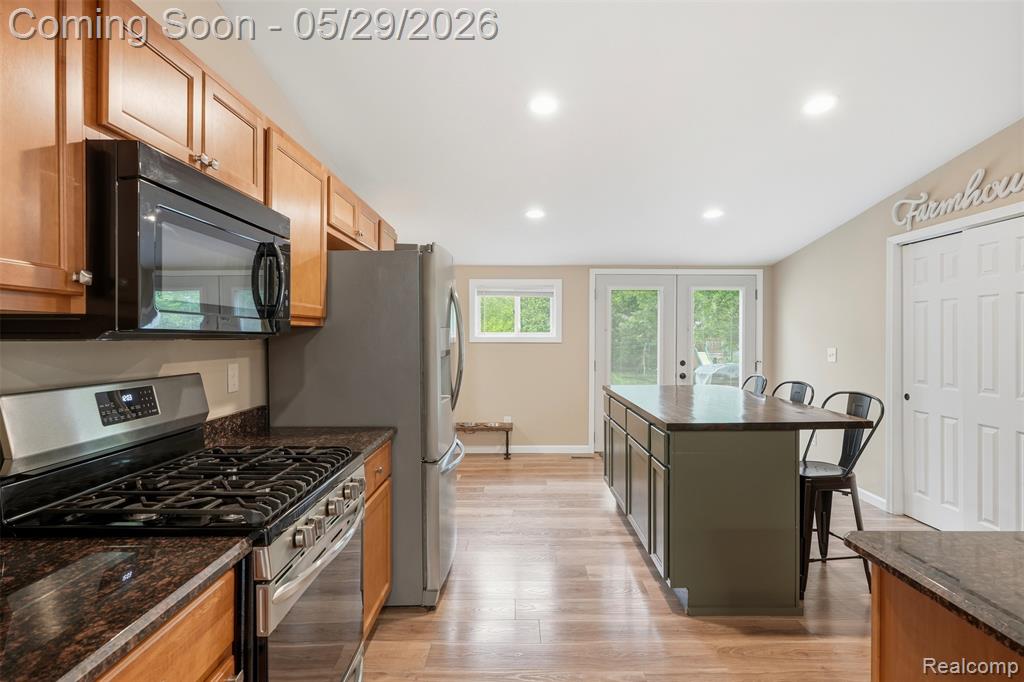 22349 Middlebelt Road, New Boston, MI 48164 — Photo 12
