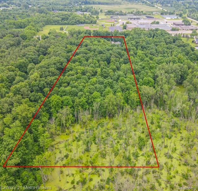 9119 Hegel Road, Goodrich Vlg, MI — Photo 51