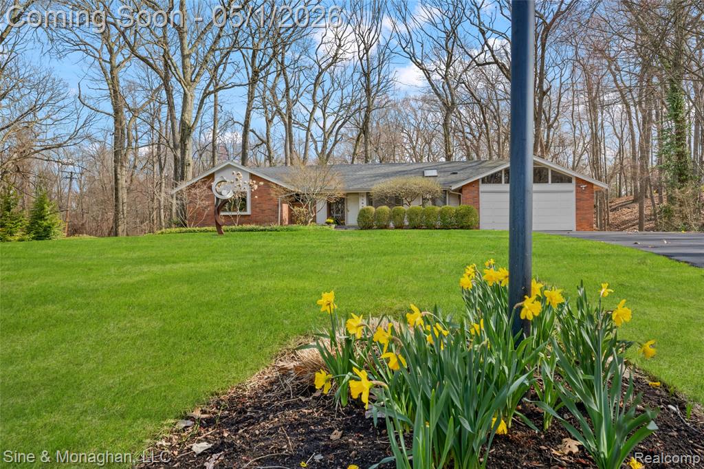 1466 Sodon Court, Bloomfield Hills, MI 48302 — Photo 57