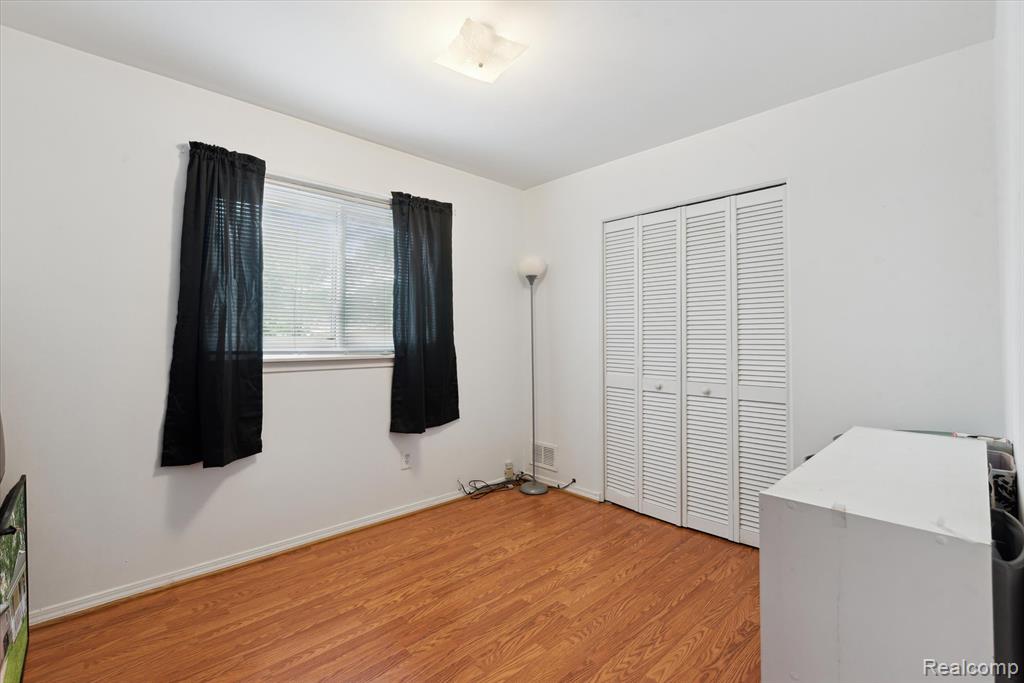 6057 Sylvia Street, Taylor, MI 48180 — Photo 19