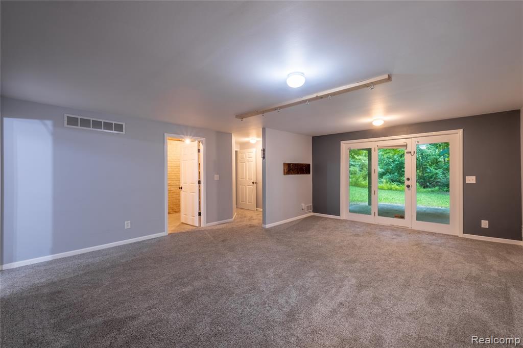 5413 N McKinley Road, Flushing, MI 48433 — Photo 20