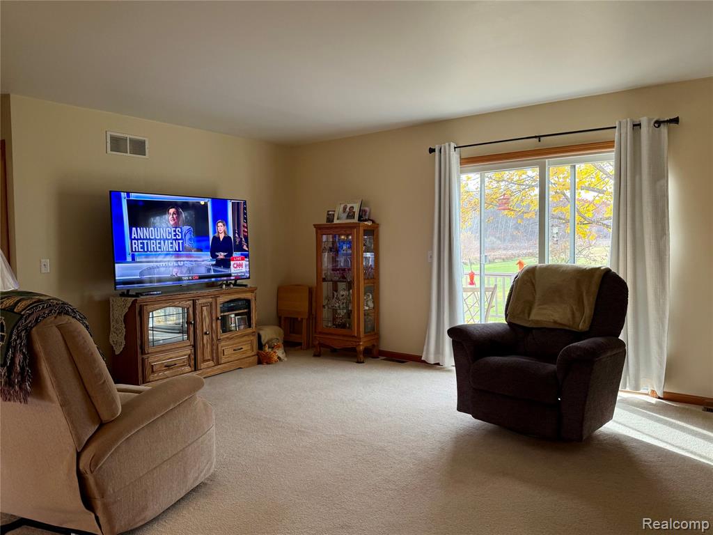10415 N Genesee Road, Mount Morris, MI 48458 — Photo 11