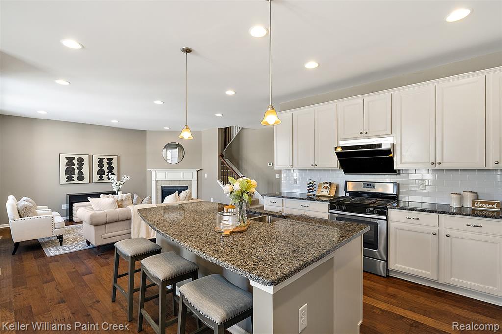 50594 Paine Street, Canton, MI 48188 — Photo 17