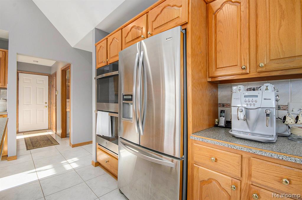 62704 Schoenherr Road, Washington, MI — Photo 14