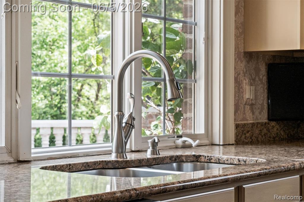 61496 Beacon Hill Drive, Washington, MI — Photo 24
