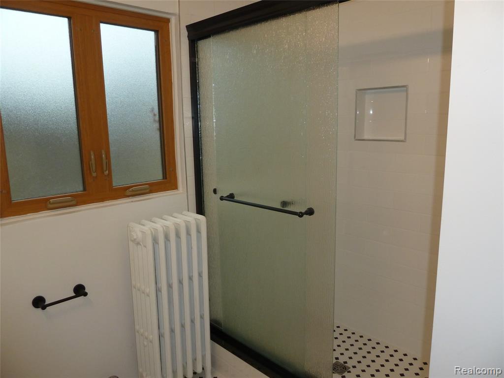 19925 Renfrew Road, Detroit, MI, 48221