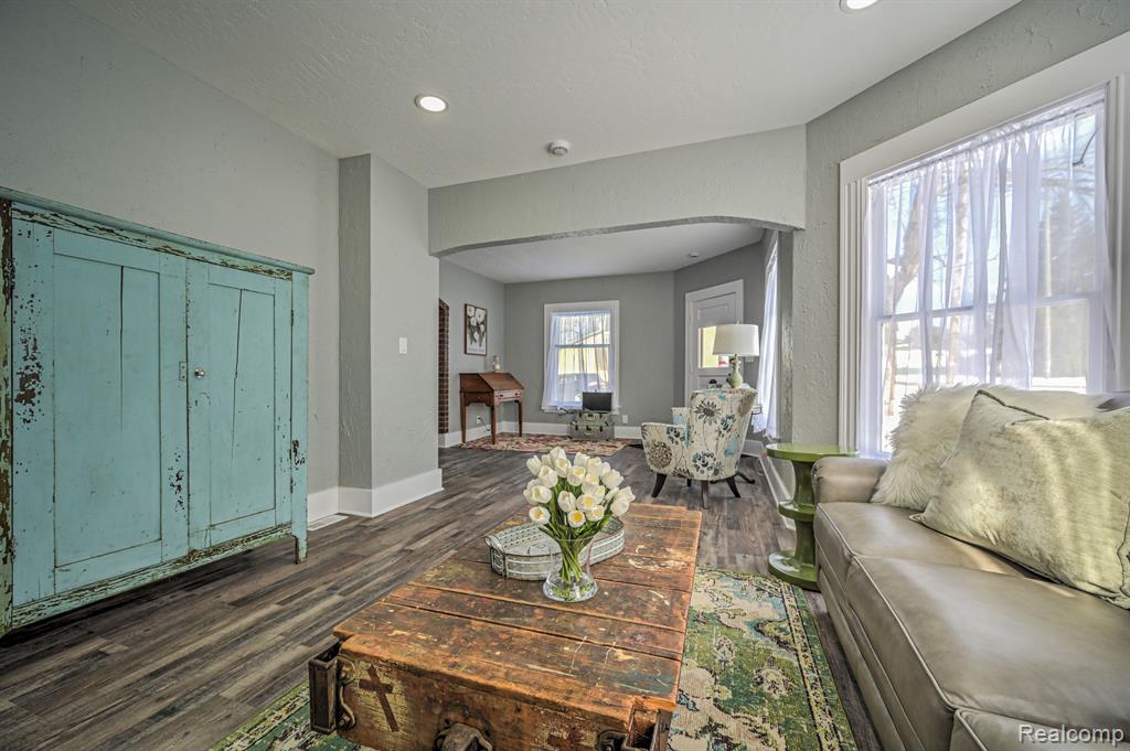602 S BROAD Street, Holly, MI 48442 — Photo 12