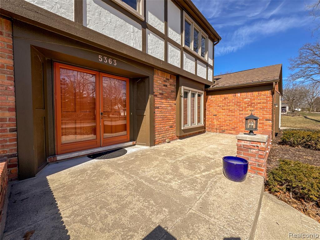 5363 Clearview Drive, Troy, MI 48098 — Photo 4
