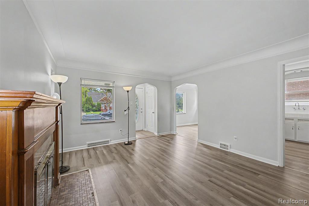 10883 Balfour Road, Detroit, MI 48224 — Photo 2