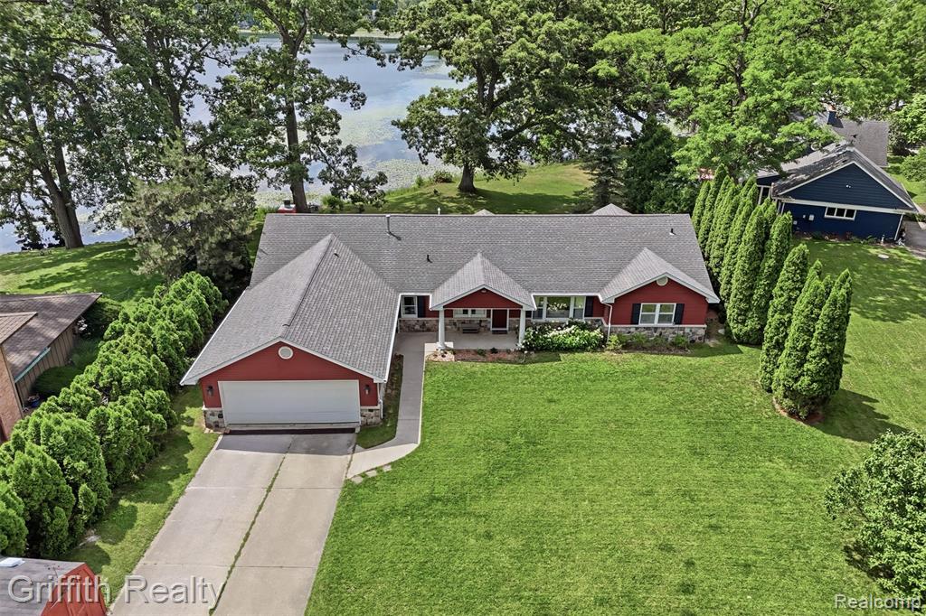 5730 Cowell Road, Brighton, MI 48116