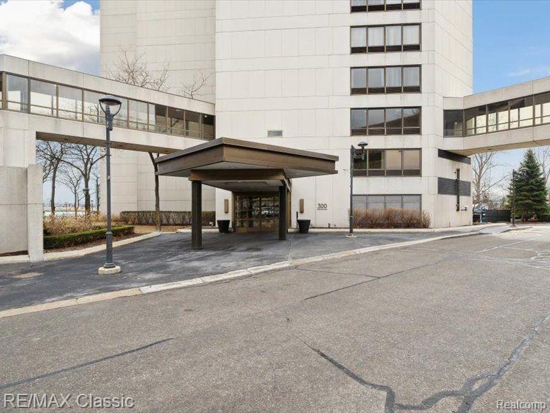 1001 W JEFFERSON AVE, 24i, Detroit, MI 48226 — Photo 4