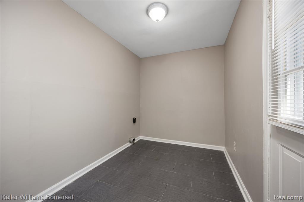 8289 Ford Avenue, Warren, MI 48089 — Photo 17