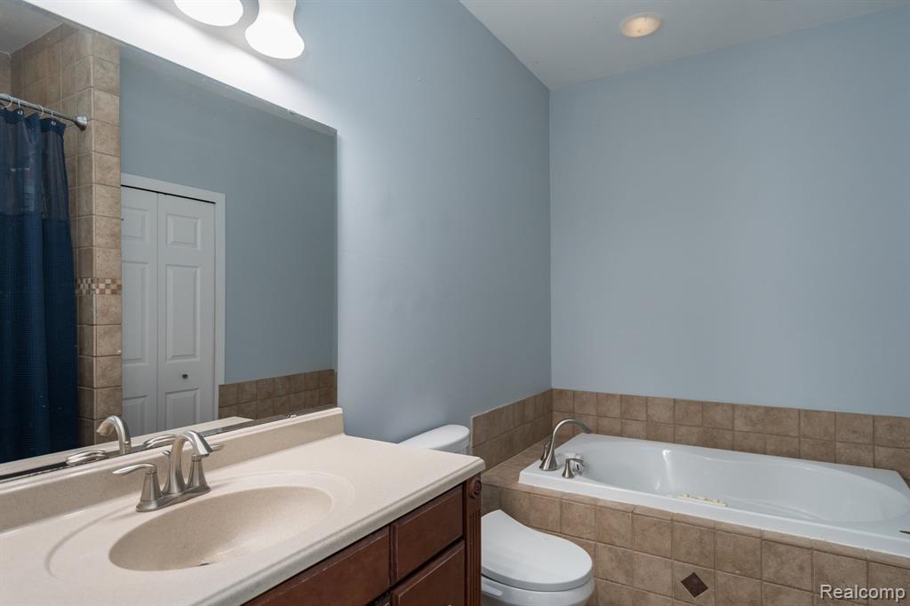41820 Independence Drive, Novi, MI 48377 — Photo 17