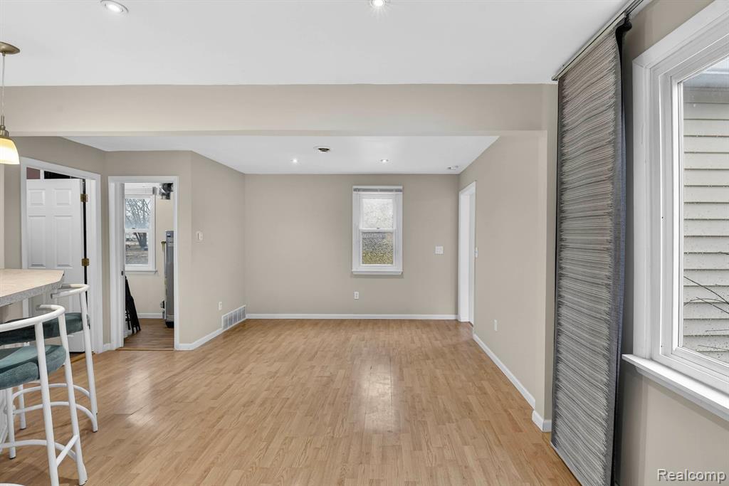 146 Virginia Street, Carleton, MI 48117 — Photo 11