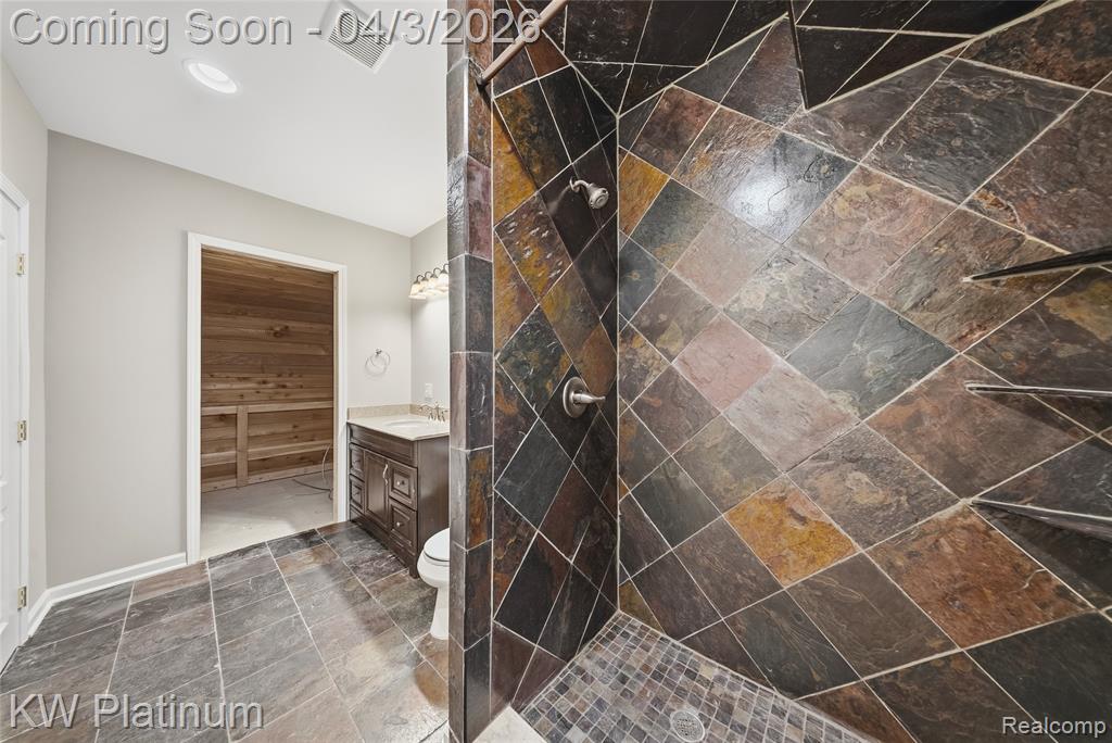 48877 Point Lakeview Drive, Chesterfield, MI 48047 — Photo 55