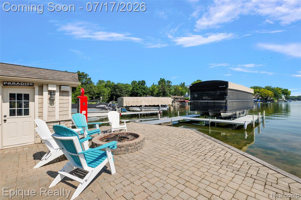 565 Shady Oaks Street, Lake Orion, MI 48362 — Photo 22